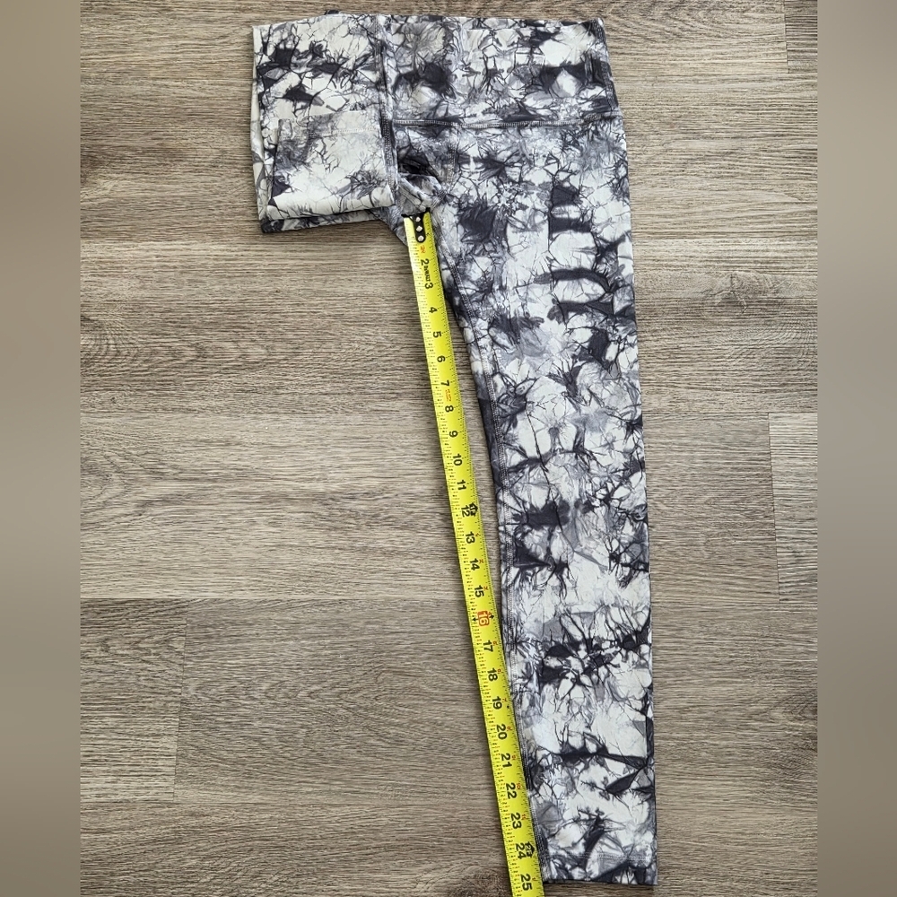 Lululemon Wunder Under Hi-Rise 7/8 Tight *Full-On Luxtreme 25" - Picture 5 of 9